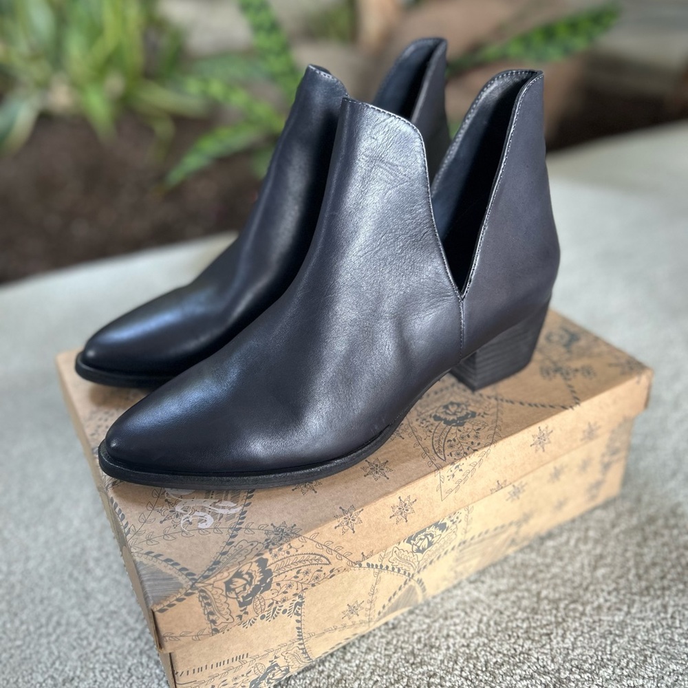 Free People Charm Double V Boot - Size 39